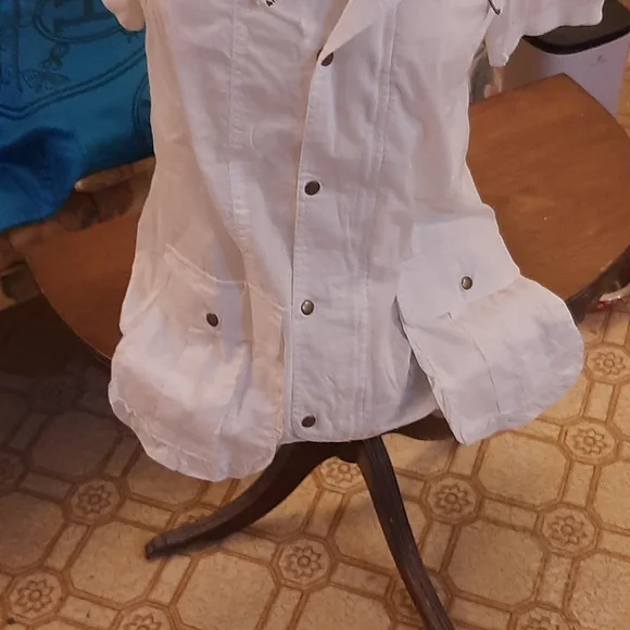 Small Top - Picture 6 of 6